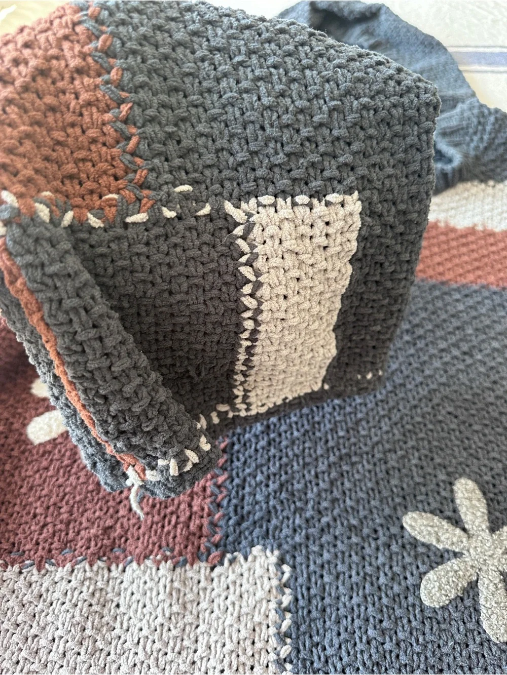 POL V-Neck Patchwork Floral Knit Sweater - Charcoal, Gray & Brown